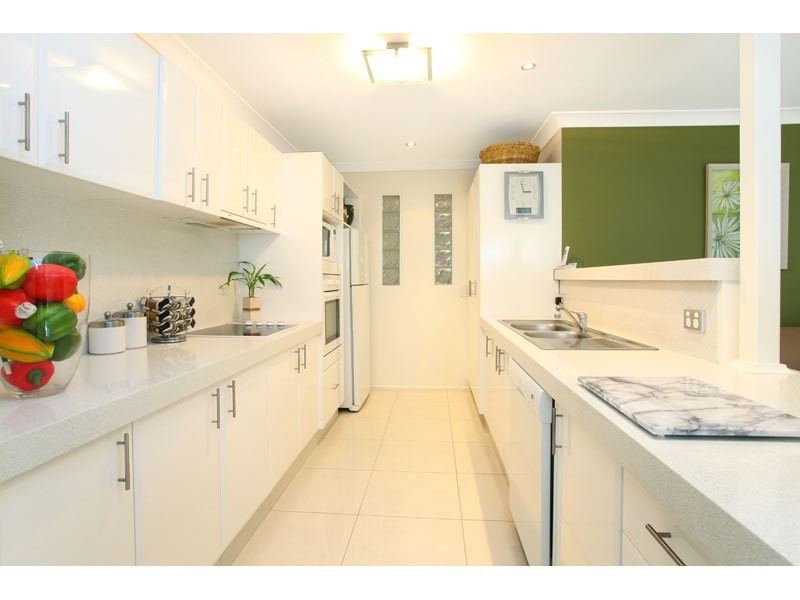 84 Teasdale Drive, Nerang QLD 4211