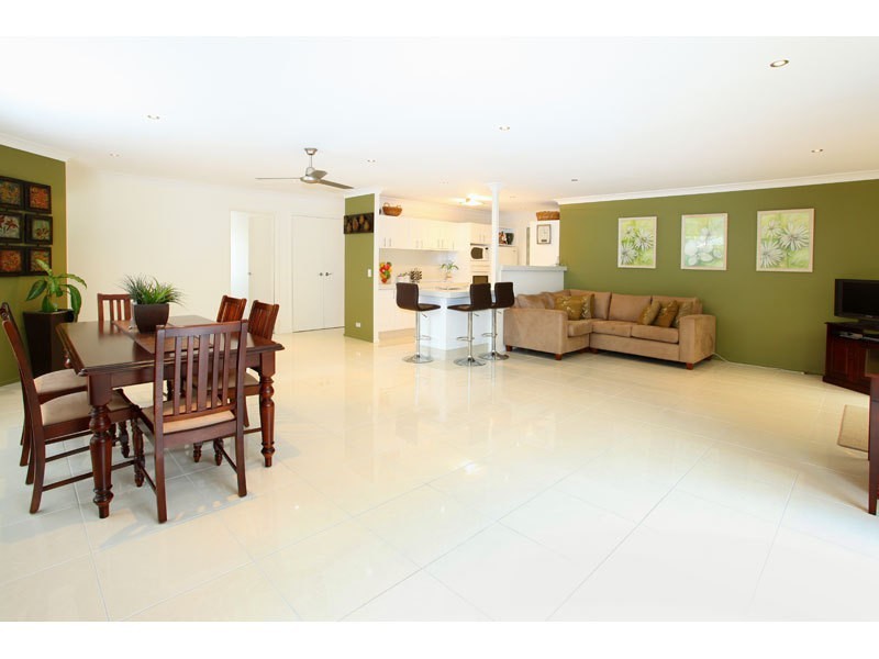 84 Teasdale Drive, Nerang QLD 4211