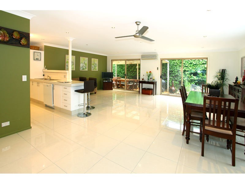 84 Teasdale Drive, Nerang QLD 4211