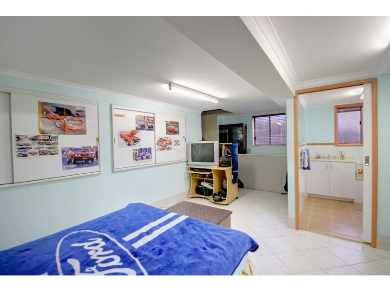 Highland Park QLD 4211