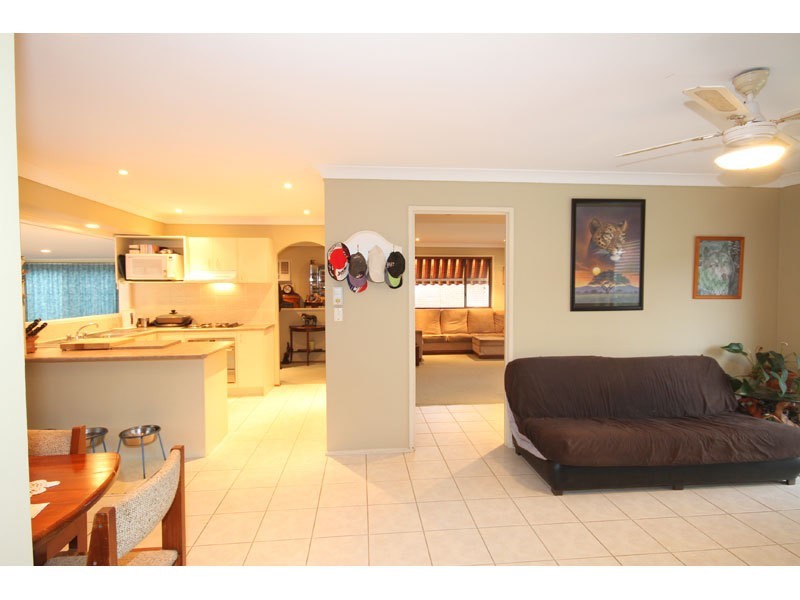 Highland Park QLD 4211