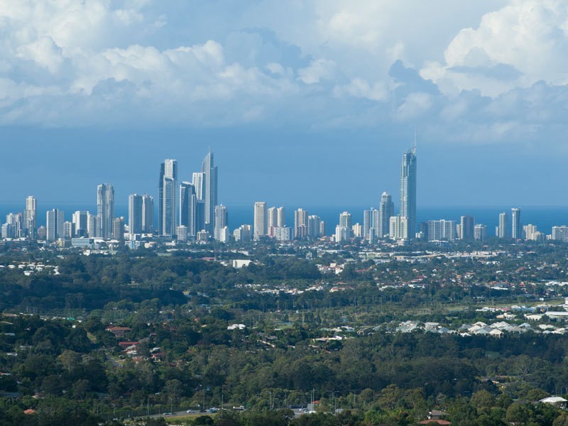 15 Chevron Rise, Highland Park QLD 4211