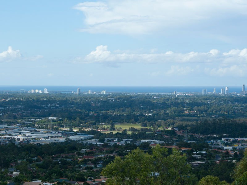 15 Chevron Rise, Highland Park QLD 4211