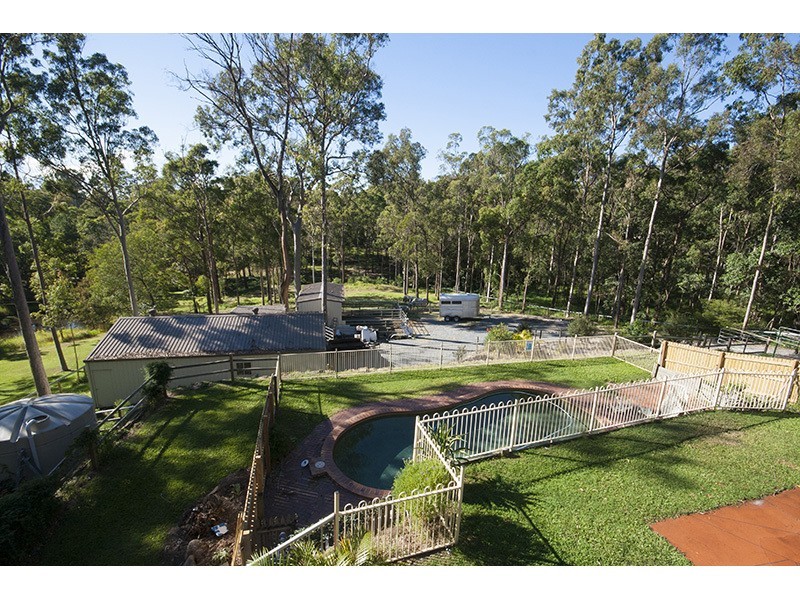 5 Narrabri Court, Gaven QLD 4211