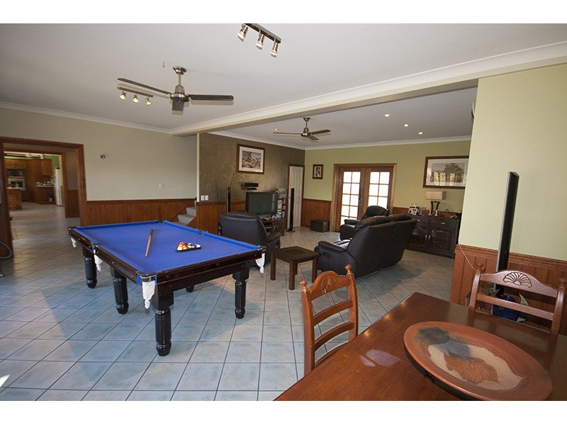 5 Narrabri Court, Gaven QLD 4211