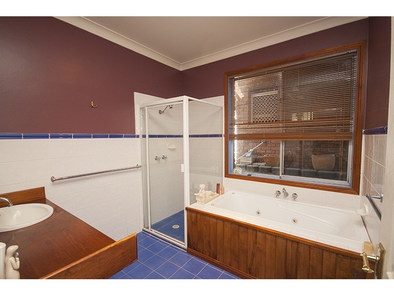 5 Narrabri Court, Gaven QLD 4211