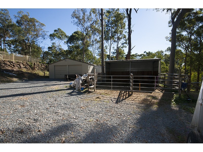 5 Narrabri Court, Gaven QLD 4211