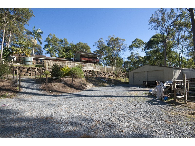 5 Narrabri Court, Gaven QLD 4211