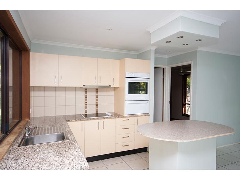 2 Appleblossom Place, Nerang QLD 4211