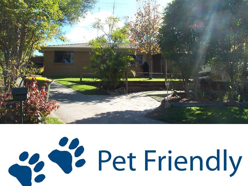 6 Lobban Close, Highland Park QLD 4211