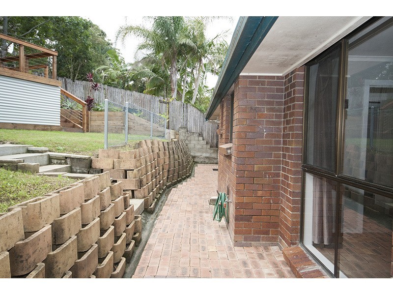 13 Barrine Drive, Worongary QLD 4213