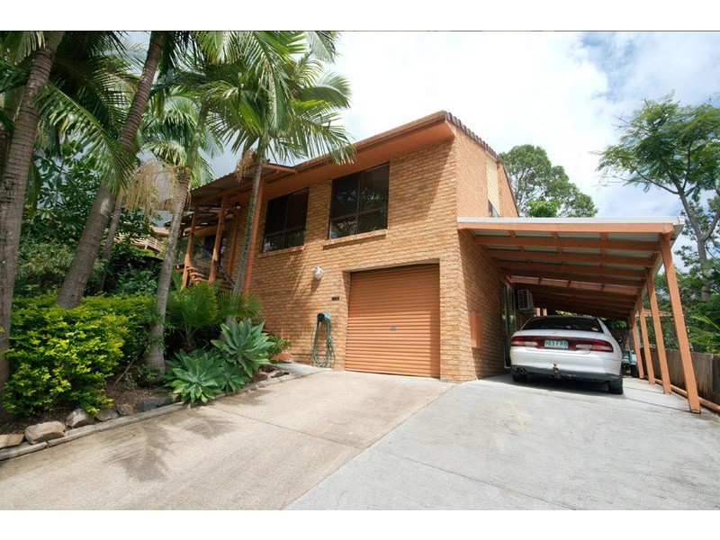 8 Rorymor Court, Highland Park QLD 4211