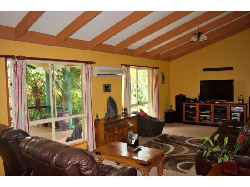 150 Glade Drive, Gaven QLD 4211