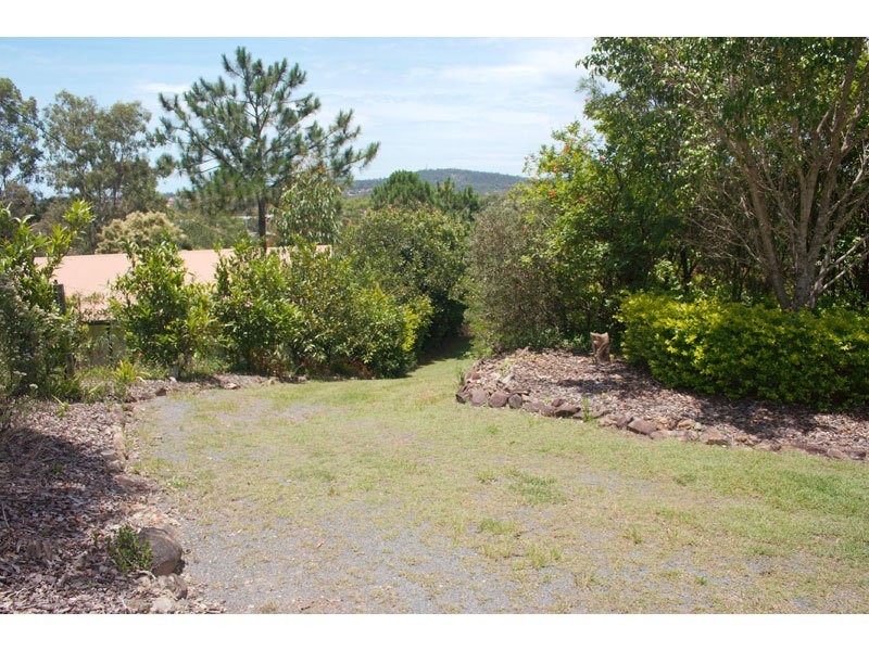 150 Glade Drive, Gaven QLD 4211