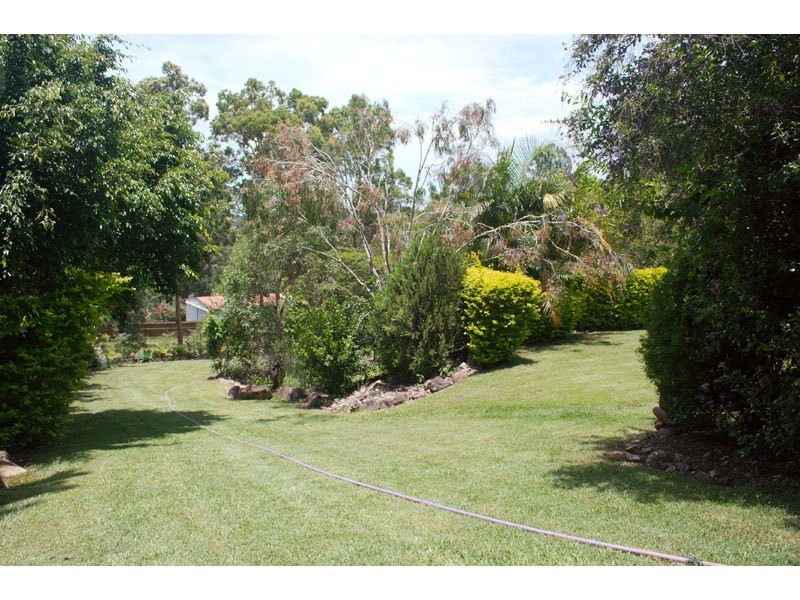 150 Glade Drive, Gaven QLD 4211