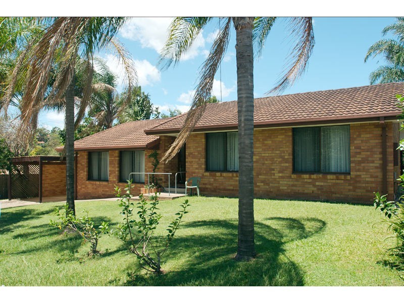 97 Hinkler Drive, Highland Park QLD 4211