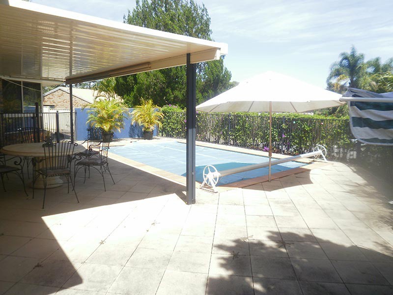 4 Brook Court, Nerang QLD 4211
