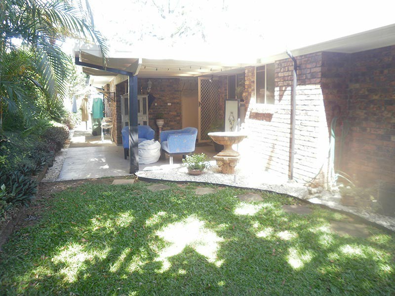 4 Brook Court, Nerang QLD 4211