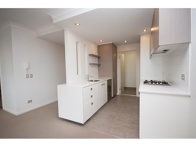 4013/3027 The Boulevard, Carrara QLD 4211