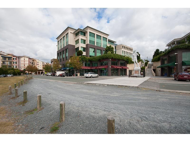 4013/3027 The Boulevard, Carrara QLD 4211