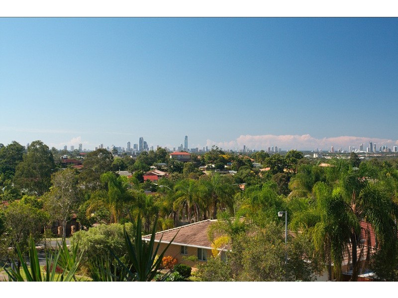 9/8 Kilpatrick Court, Highland Park QLD 4211