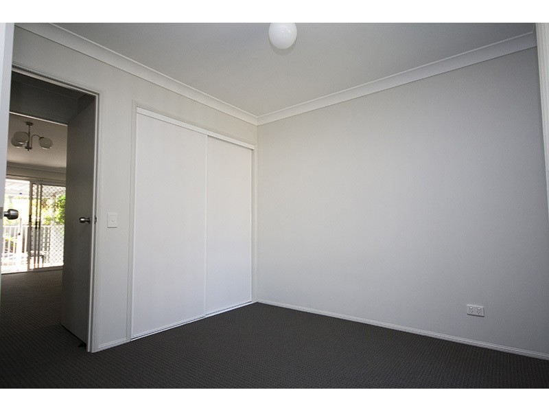 8 Richfield Close, Nerang QLD 4211