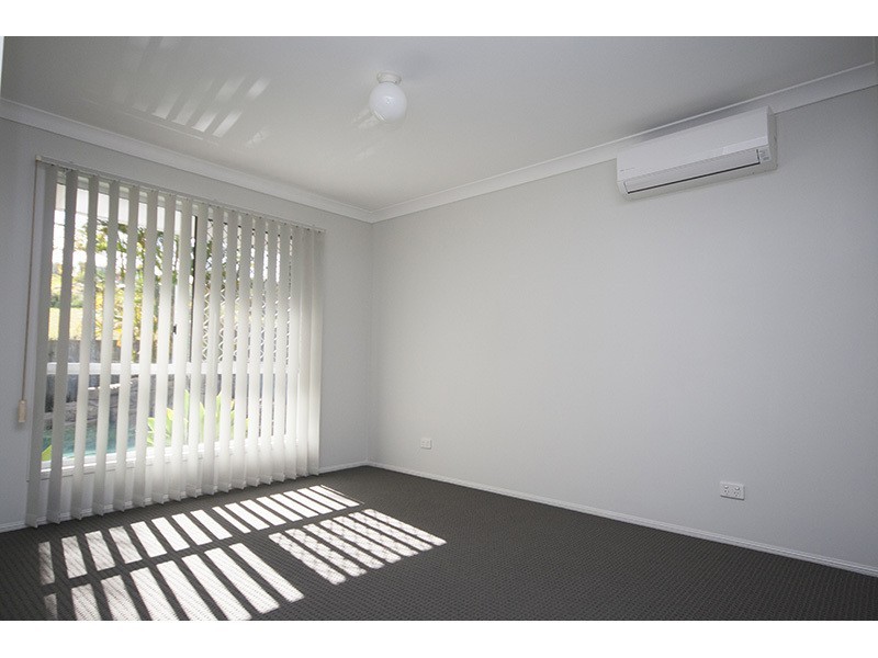 8 Richfield Close, Nerang QLD 4211