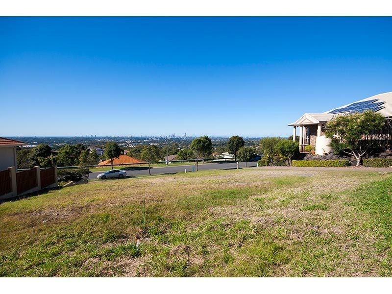 65 Armstrong Way, Highland Park QLD 4211