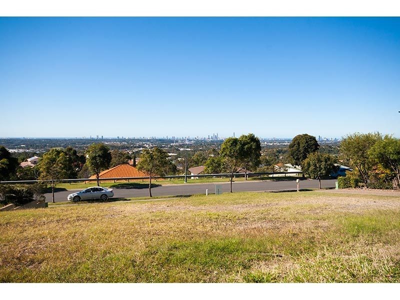 65 Armstrong Way, Highland Park QLD 4211