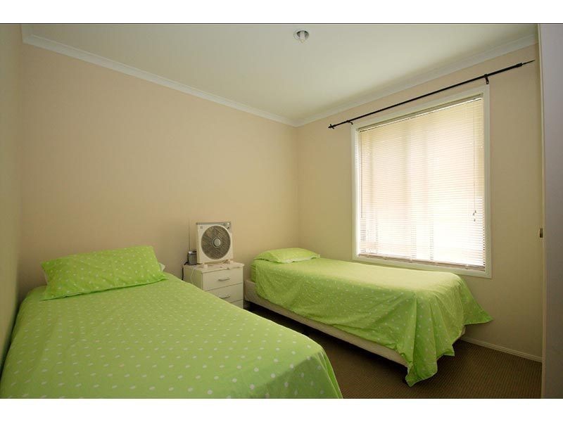 12 Oakdale Avenue, Nerang QLD 4211