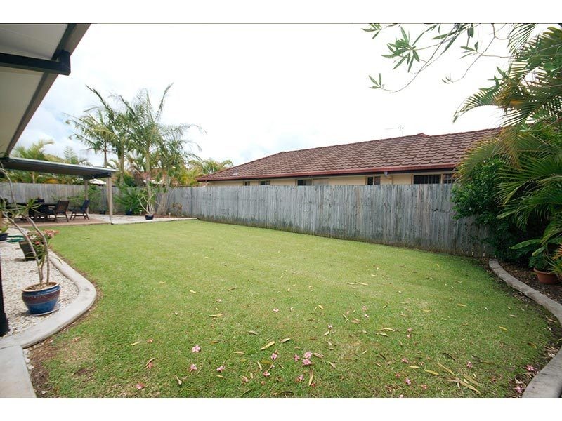 12 Oakdale Avenue, Nerang QLD 4211