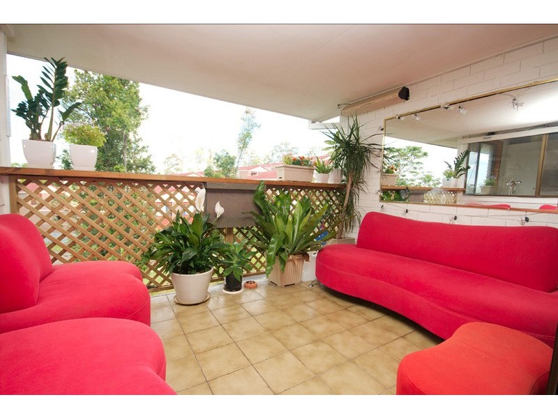 6/11 Balfour Crescent, Highland Park QLD 4211