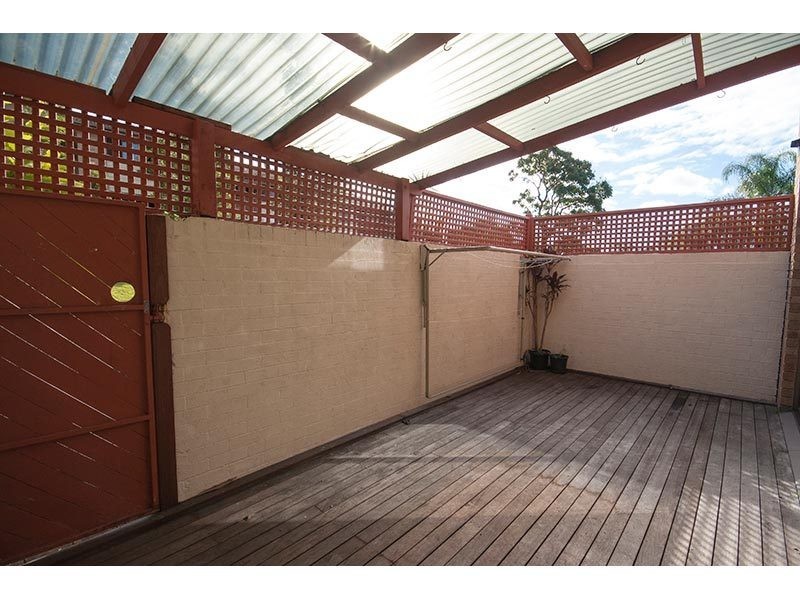 9/1a McLeod Street, Highland Park QLD 4211