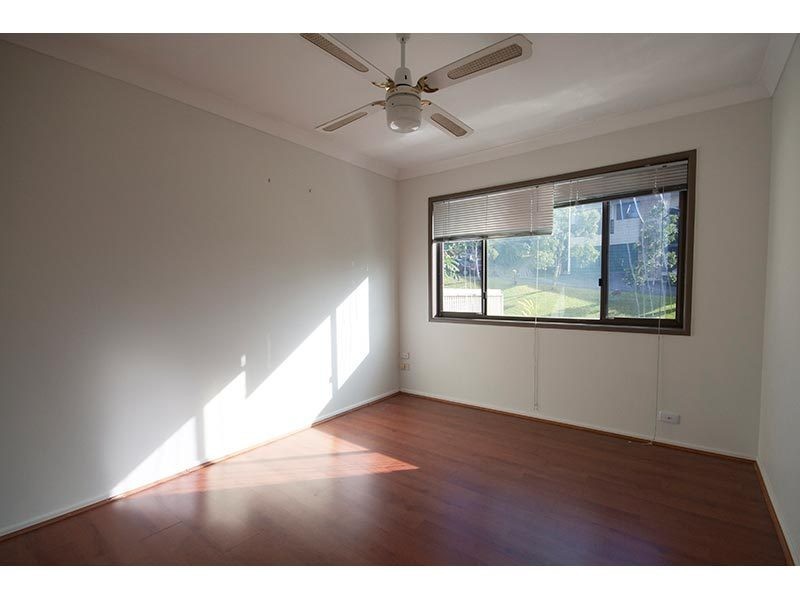 9/1a McLeod Street, Highland Park QLD 4211