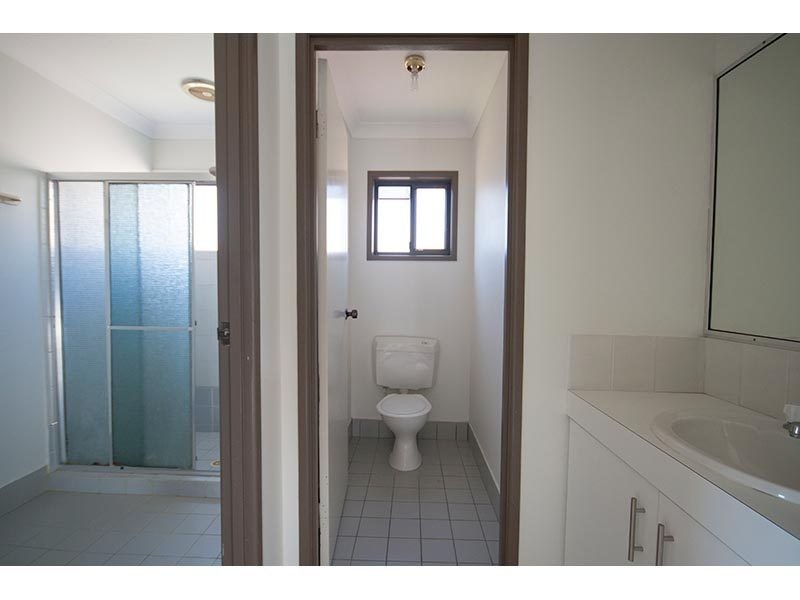 9/1a McLeod Street, Highland Park QLD 4211