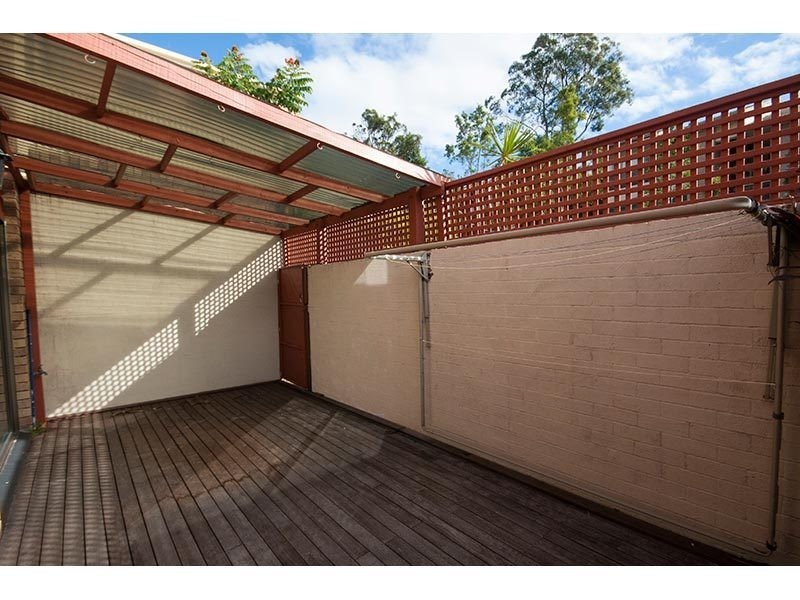 9/1a McLeod Street, Highland Park QLD 4211