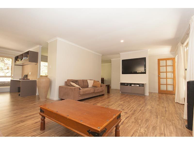 226 Crane Crescent, Nerang QLD 4211