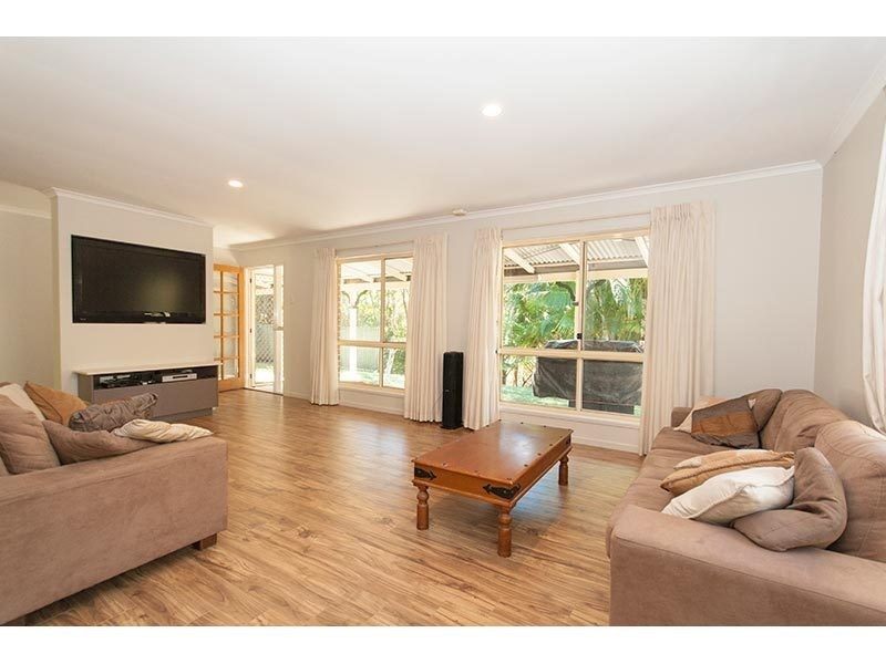 226 Crane Crescent, Nerang QLD 4211