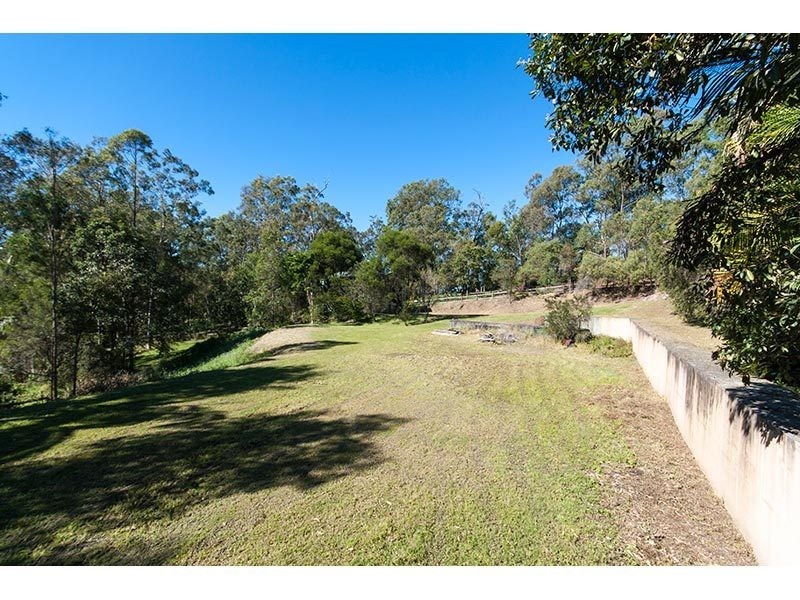 226 Crane Crescent, Nerang QLD 4211