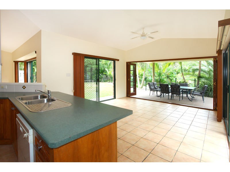 Gaven QLD 4211
