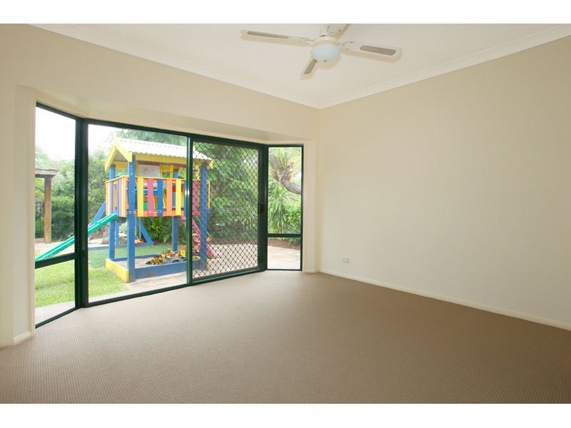Gaven QLD 4211