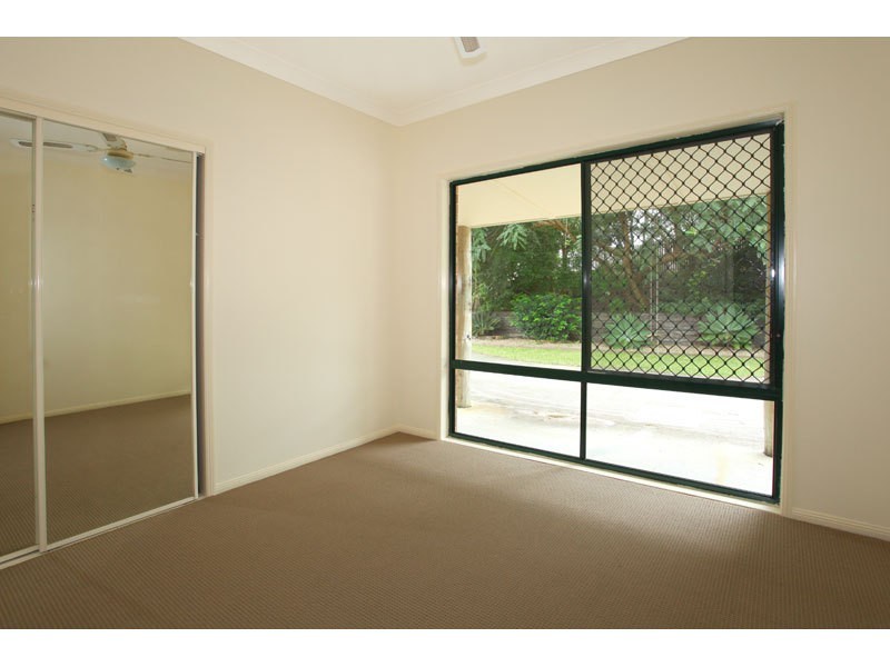 Gaven QLD 4211