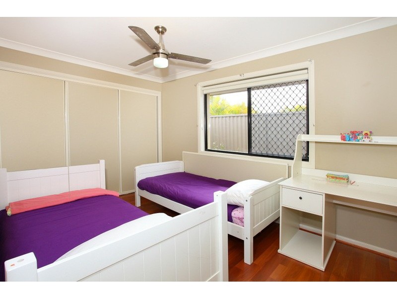 23 Perth Square, Highland Park QLD 4211