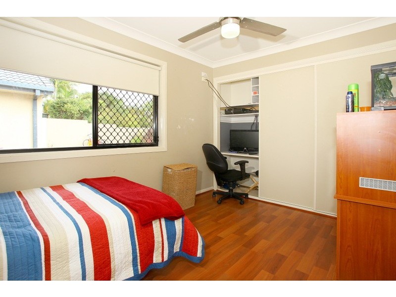 23 Perth Square, Highland Park QLD 4211