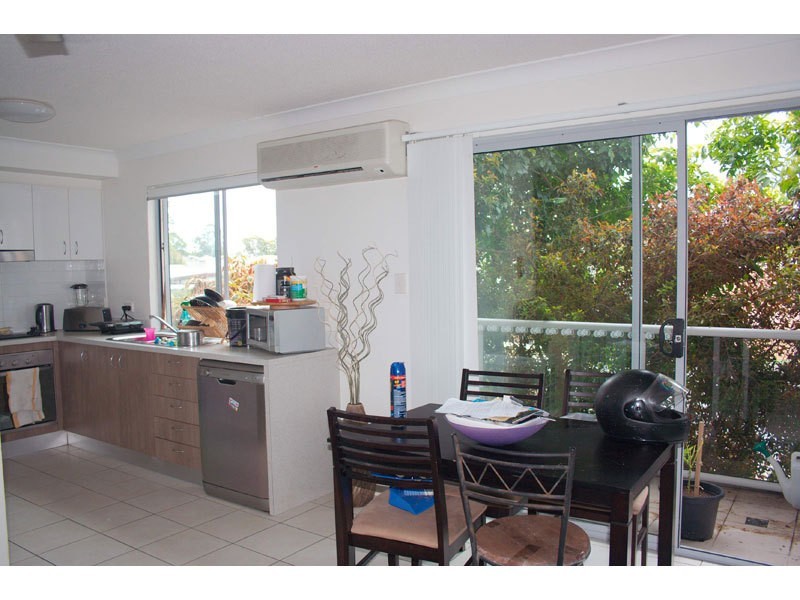 1/38 Johnston Street, Southport QLD 4215