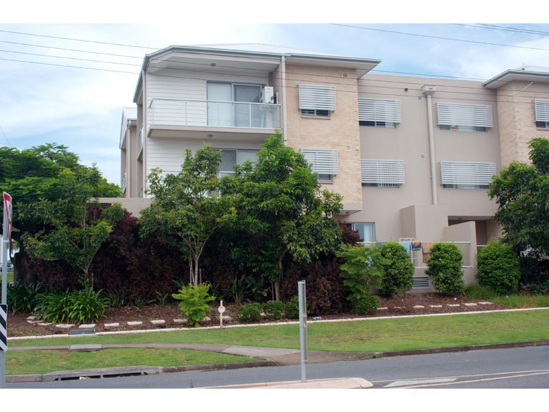 1/38 Johnston Street, Southport QLD 4215