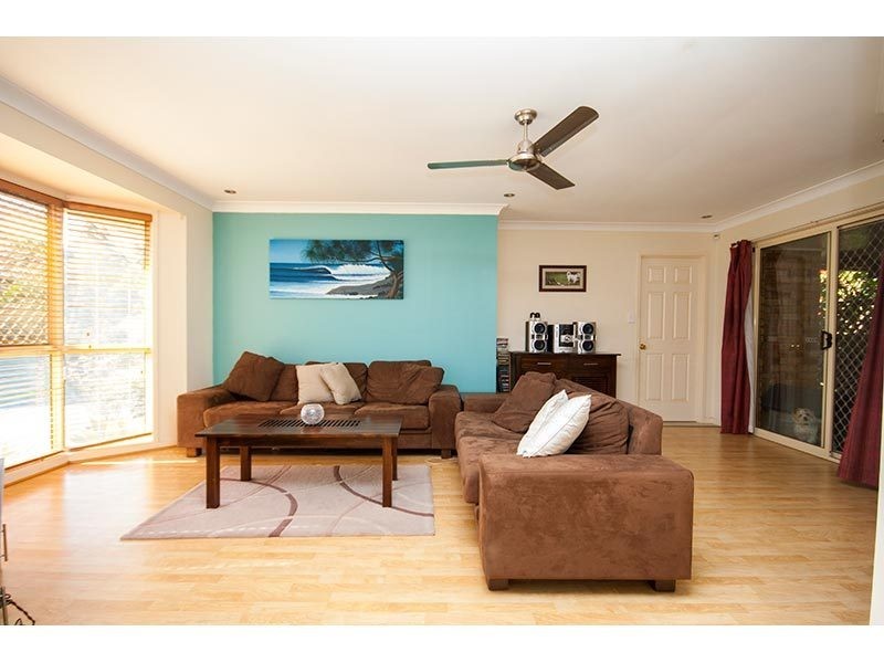 5 Gloucester Court, Highland Park QLD 4211