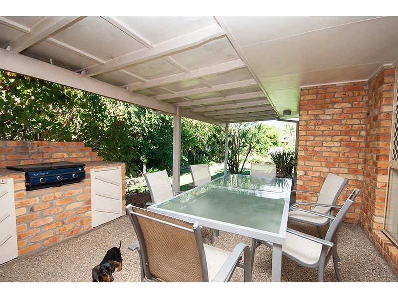 5 Gloucester Court, Highland Park QLD 4211