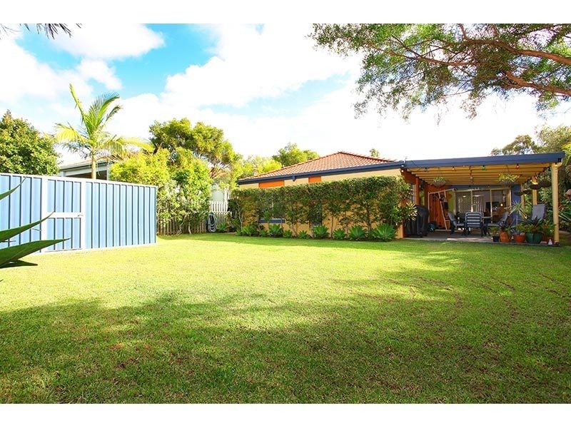 77 Riverpark Drive, Nerang QLD 4211
