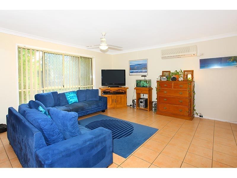77 Riverpark Drive, Nerang QLD 4211